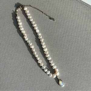 [CLEARANCE/Send Offers] PEARL CHOKER NECKLACE WITH “MOONSTONE” PENDANT